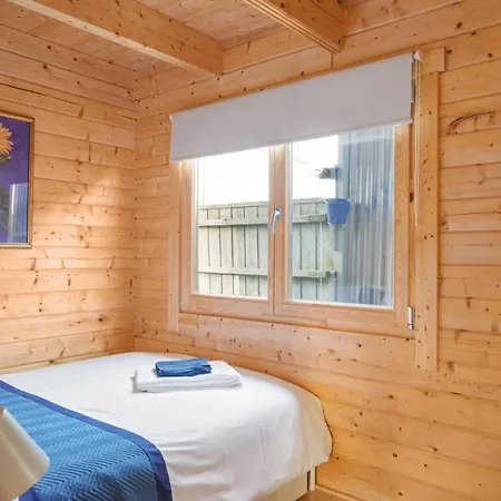 Scandi-Style Cabin In Bideford, Private Parking Exterior photo
