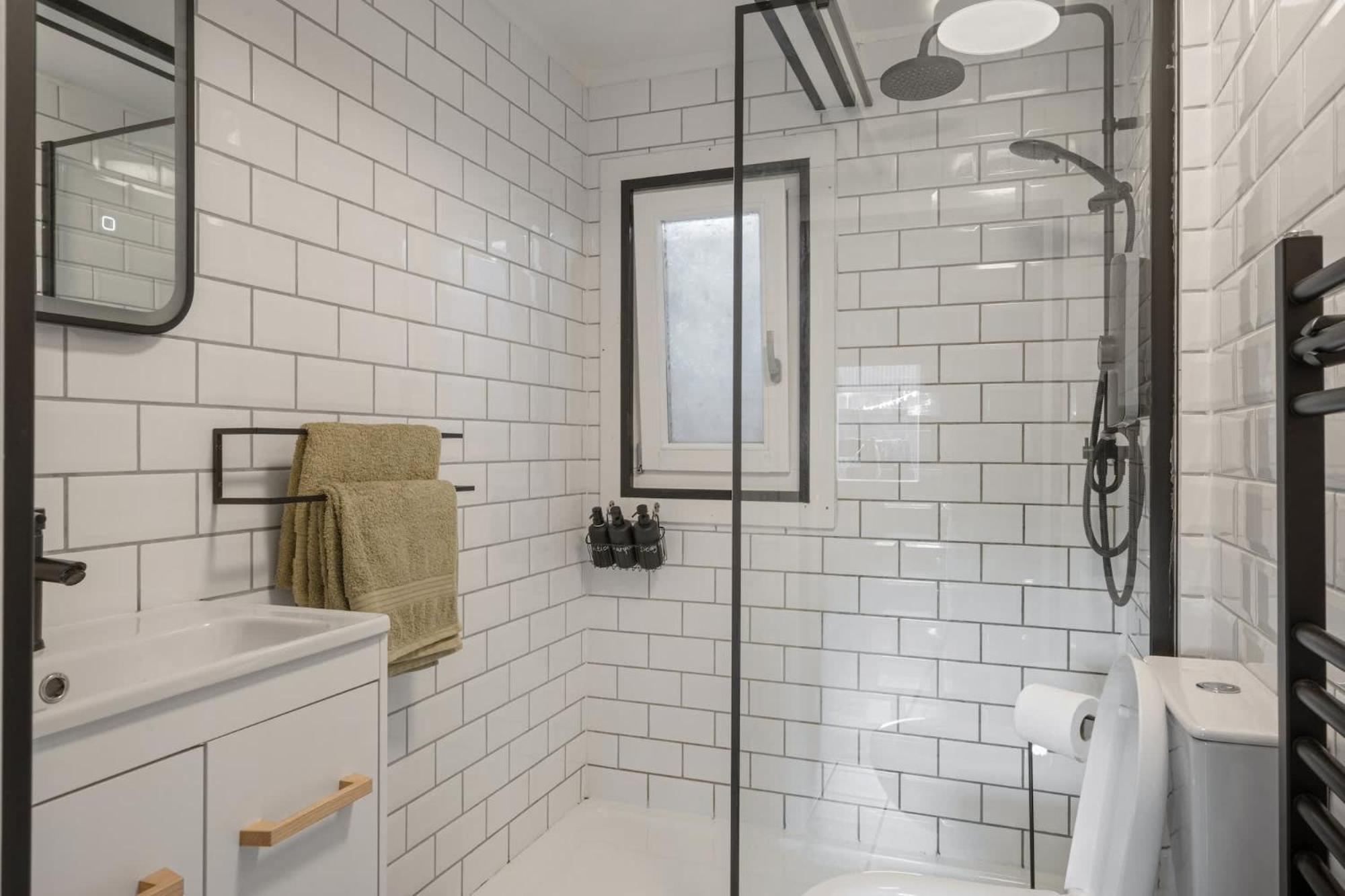 Scandi-style In Bideford, Private Parking Holiday home